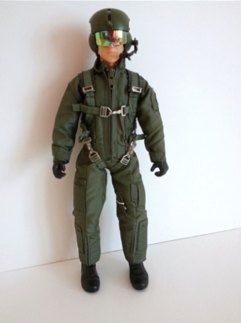 MODERN-HELICOPTER-1-6-RC-PILOT-FIGURE normal