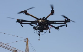 Multi-Copter elektrisches Einziehfahrwerk