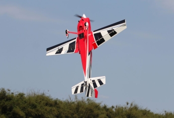 Pilot-RC Edge 540 V3 – 103″ (2.63m) Farbschema 01