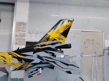 Jetlegend F-16C 1/5 PNP-version Belgian Airforce - Solo Display Team X-TIGER