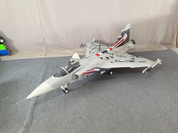 JetRuler JAS 39 Gripen 2,3 m – Sonderlackierung (Aufpreis)