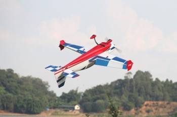 Pilot-RC Extra NG – 60″ (1.52m) color scheme 01