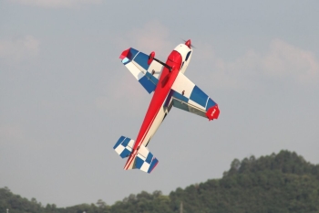 Pilot-RC Extra NG – 60″ (1.52m) color scheme 01