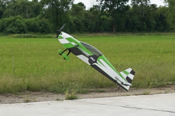Pilot-RC Extra NG – 60″ (1.52m) Farbschema 02
