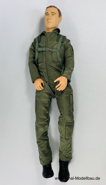 SCALE Full-Body Jet Pilot 1/3 GRÜN Kopf drehbar (mit HITEC HIGH VOLTAGE SERVO)