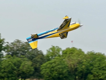 Pilot-RC Edge 540 V3 – 103″ (2.63m) Farbschema 02