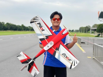 Pilot-Rc EDGE 540 39'' (1.0m) Farbschema: 01