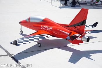 GLOBAL Viper 2.3m color scheme FUN RED