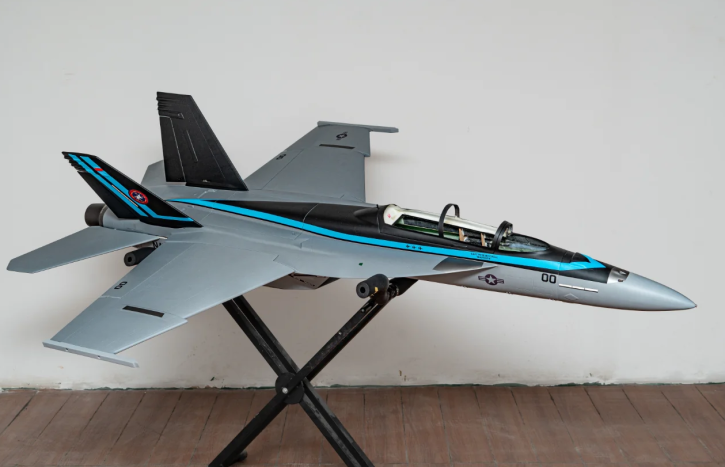 AeroJet F-18F 1/8.5 Scale - color scheme 02: Top Gun