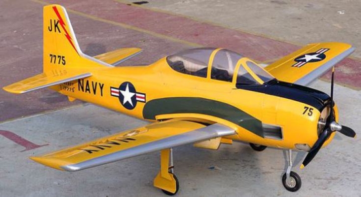 FlyFlyHobby T-28 Trojan ARF 2.20m 'NAVY YELLOW'